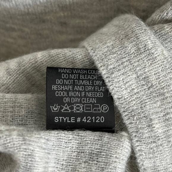 New 360 SWEATER Janelle Fitted Turtleneck in Light Heather Grey Women's Size L - Picture 8 of 12